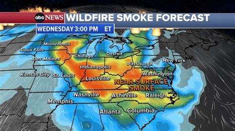 Is the Canadian wildfire smoke expected in Chicago?